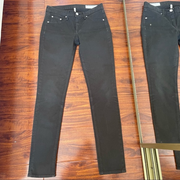 Women jeans . Rag& bone green color .Size 28 - Picture 1 of 12